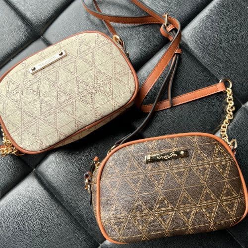 Bolsa Tiracolo Estilosa Corrente Transversal Couro Sintético