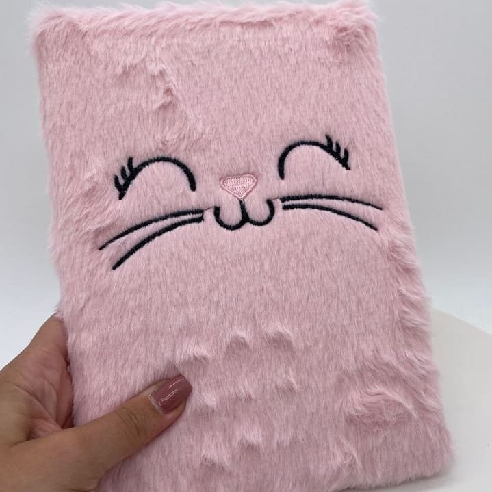 BLOCO DE ANOTAÇÕES CAPA DE PELÚCIA GATINHO C/ 70 FOLHAS