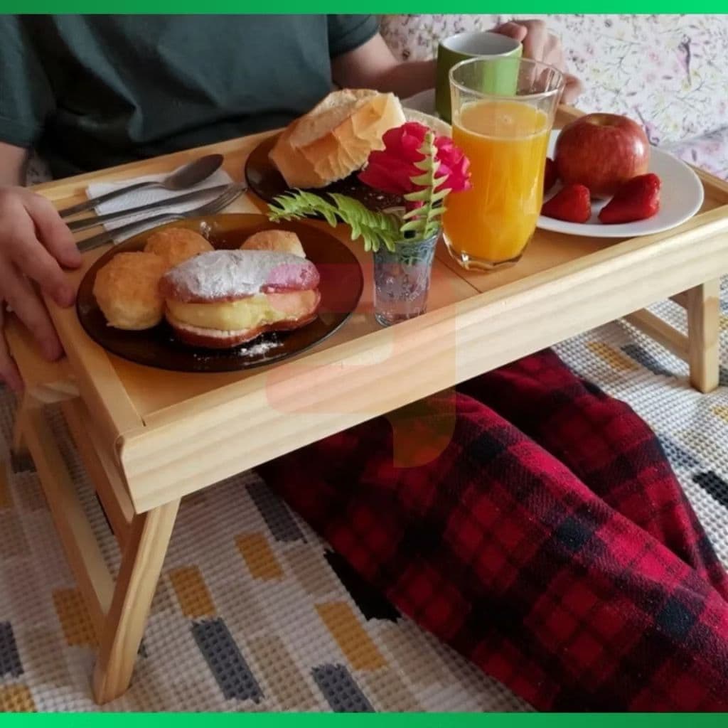 Bandeja de Bambu e MDF com Pe de Apoio Multiuso Mesa com Pe de Apoio para Café da Manha 50x30x20cm - 1243