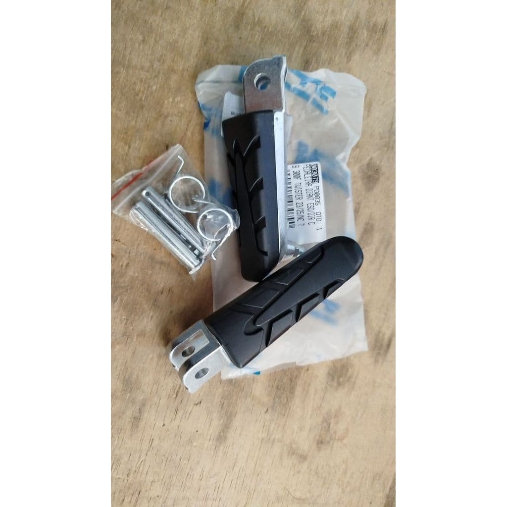 PEDALEIRA DIANT COMP CB300F TWISTER23/25/NC 700/CB600HORN 08PAR (PD035)