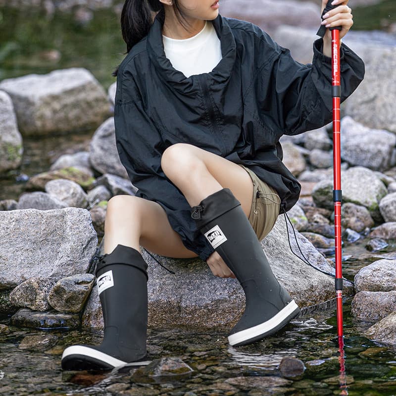 Botas de chuva de cano alto japonesas e coreanas elegantes para casais, calçados impermeáveis versáteis para acampamento