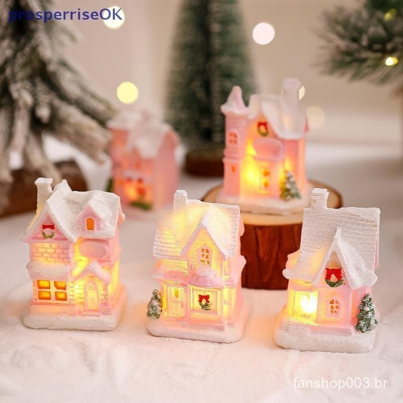 [newpros] Decorações De Natal Resina Casa Pequena Ilumina Estatuetas De Vila Enfeite De Mesa De Desenho Animado Para Pre