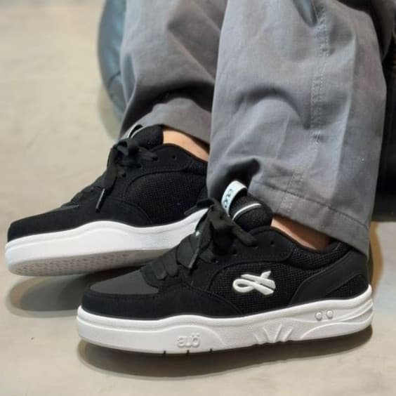 Tênis Skate Masculino 34 ao 43 Feminino Estiloso Lançamento Skatista Fluente Black friday