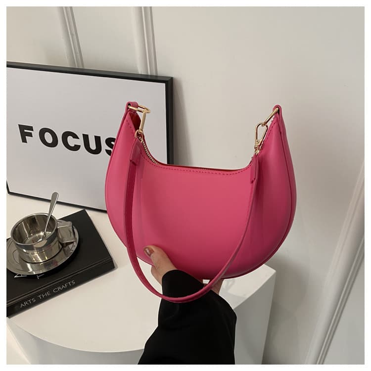 bolsa de Croissant Popular deste ano Feminino 2024 novo estilo mensageiro de um Ombrero High-End Retro All-Match bol
