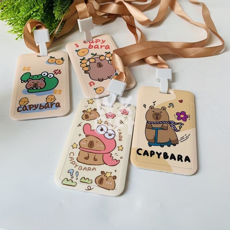 Porta Cartão/ Crachá de Capivara - KC / WX Gift
