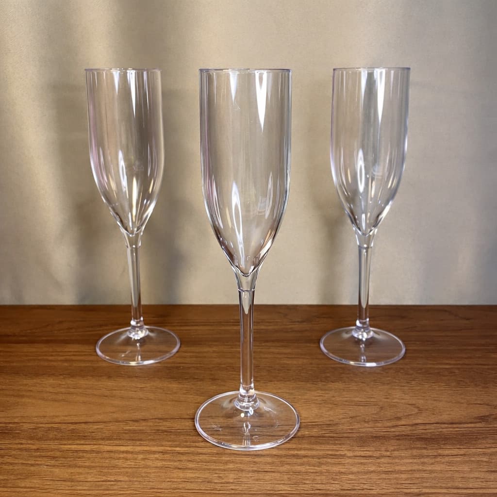 Kit 10 Taças Espumante Champagne Acrílico 180ml Luxo Translúcida Resistente Para Festas Casamentos Aniversários