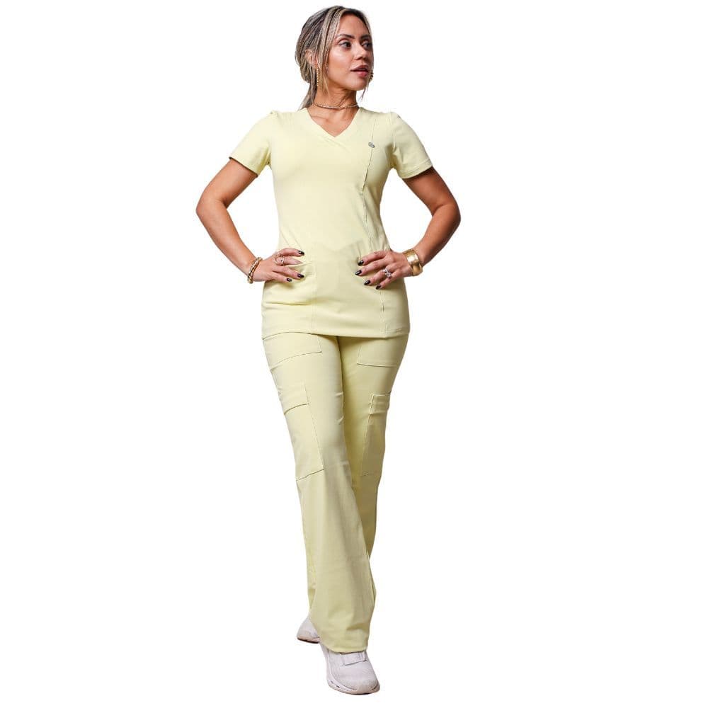 Conjunto Scrub Pijama Cirúrgico Verona Manteiga Toque Geladinho Poliamida