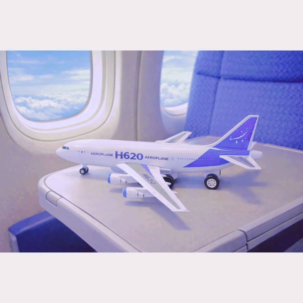 Aeronave Infantil com Luz, Som e Movimento