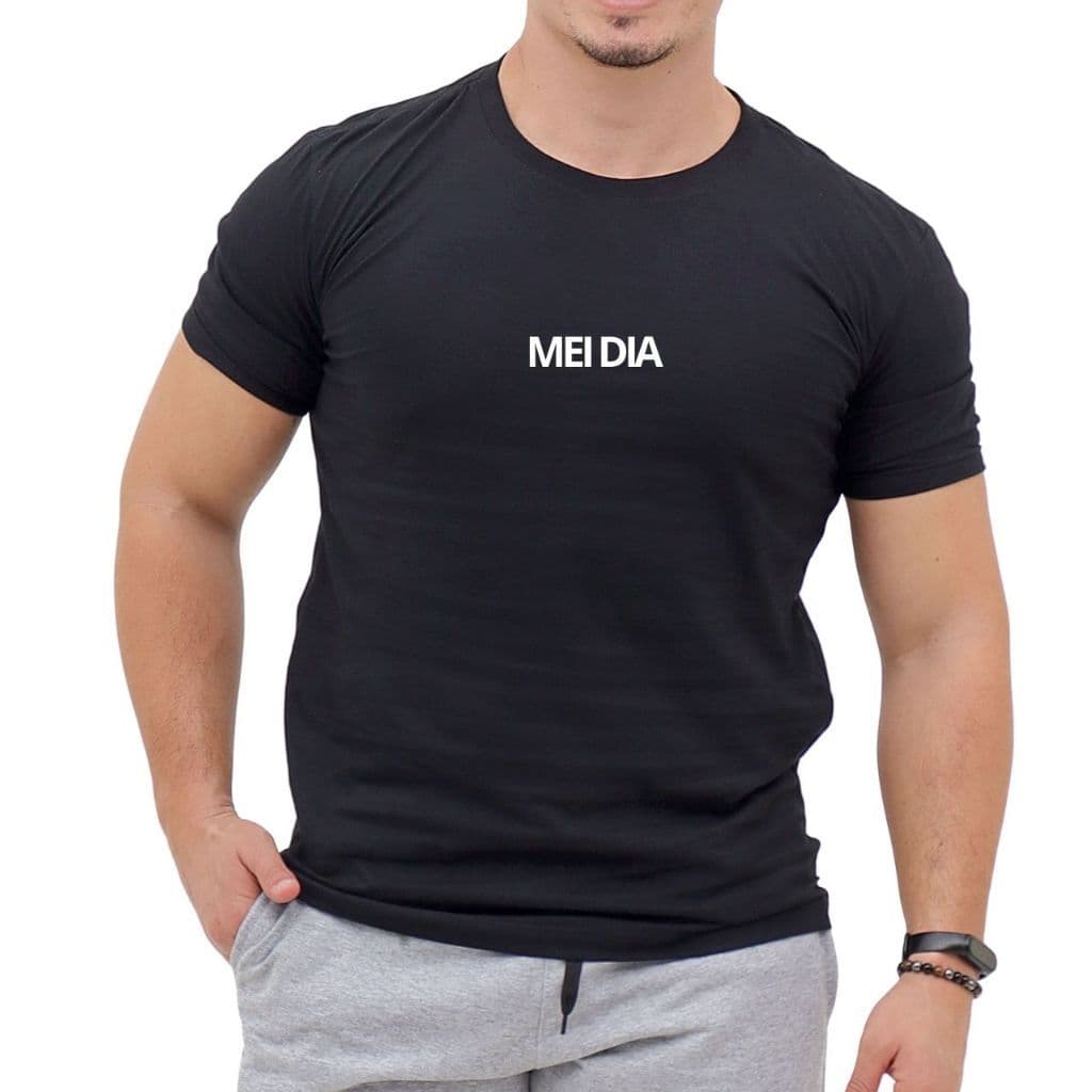Camiseta Masculina MEI DIA Frase Minimalista Unissex Algodão Premium Estilo Casual