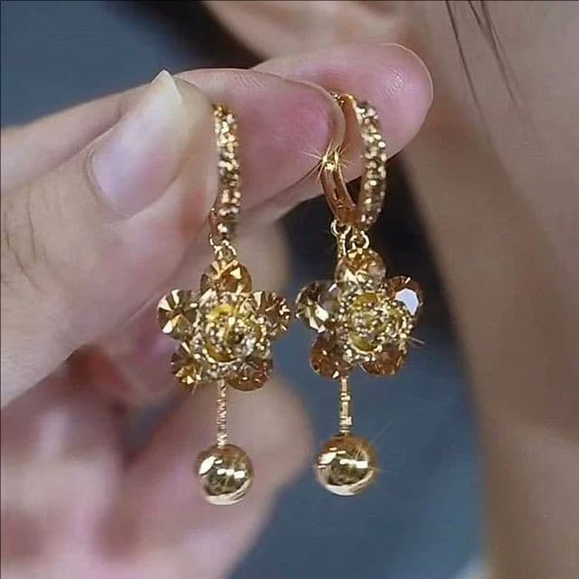 Elegante Zircão Cristal Flor Pingente Brincos Para Mulheres Nova Luz Requintada Temperamento De Luxo Senhoras Festa De C