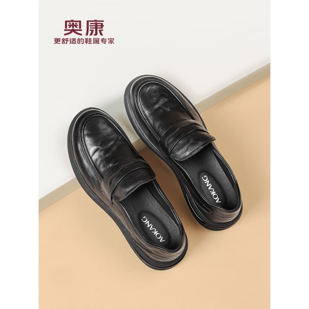 Okcom sapatos masculinos 2026 primavera outono novo estilo mocassins masculinos de couro genuíno sola macia confortável