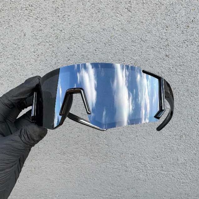 Óculos Esportivos de Quadro Grande com Lentes Espelhadas e Formato Envolvente para Homens, Adequado para Viagens ao Ar L