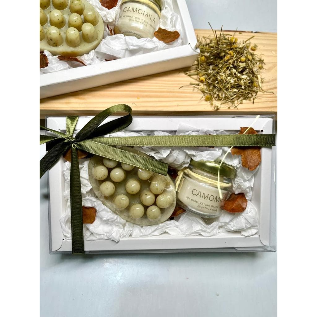 Kit Presente Vela Aromática e Sabonete Massageador Camomila