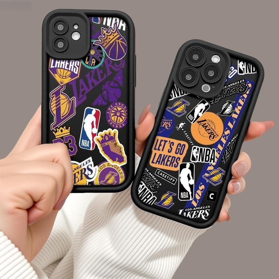 Capa Silicone Lakers NBA Estilo Sticker para Samsung A14 A15 A54 A55 A05S A16 A07 A17 S22 S23 S24 S25 Ultra