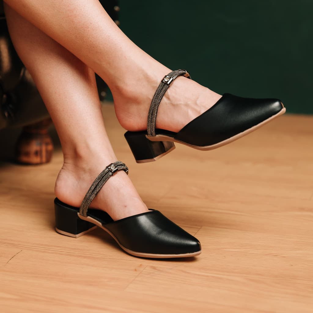 Salto Mule 2 em 1 Tamanco Feminino Strass Bico Fino Linha Conforto Scarpin Confortável