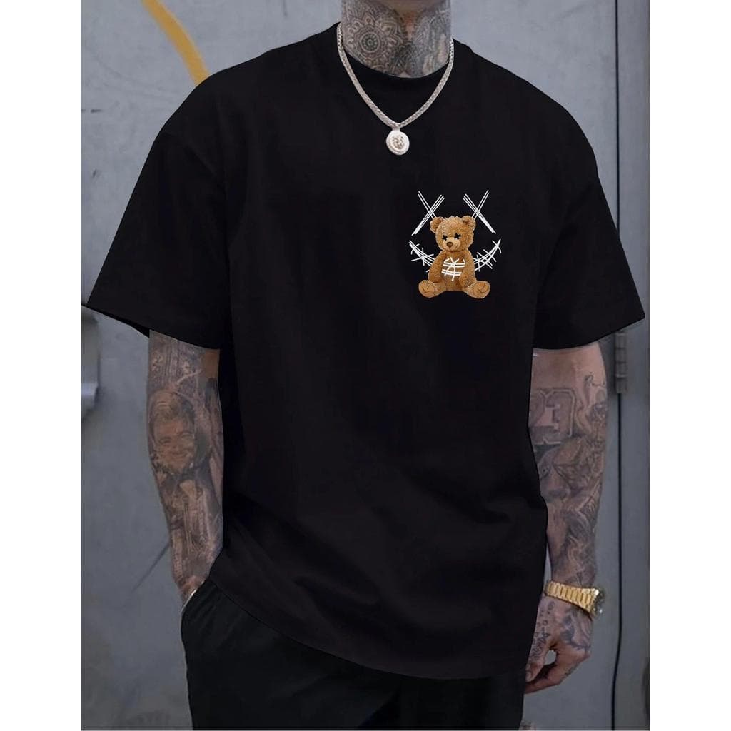 Camiseta Masculina Streetwear Algodão Penteado Infantil Adulto Plus Size Estampa Urso Sorriso Sad Moda Pelucia Cartoon
