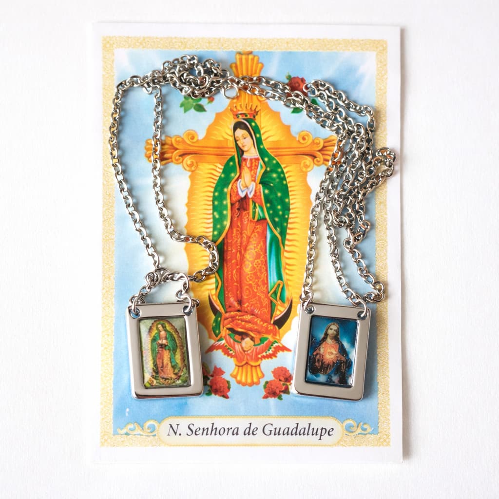 Colar Escapulário Nossa Senhora de Guadalupe Resinado Aço Inox Antialérgico