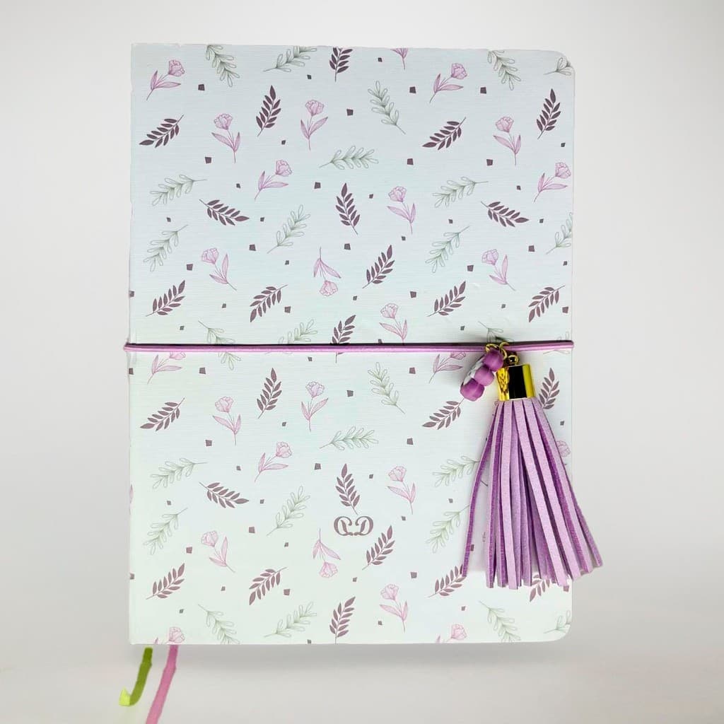 Caderno com Elástico de Pingente Detalhes