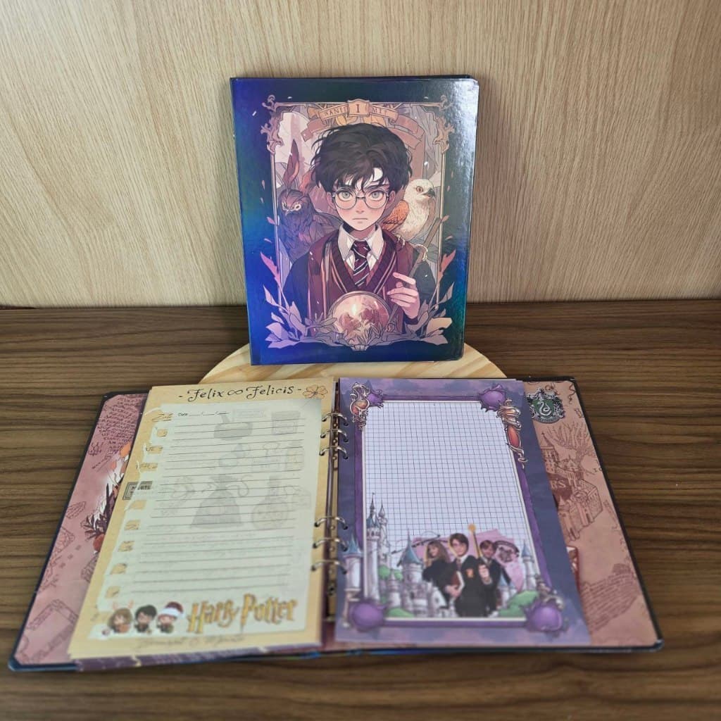 Fichário Tamanho Colegial 27x22cm 72 Folhas – Modelos Harry Potter, One Piece e Hello Kitty