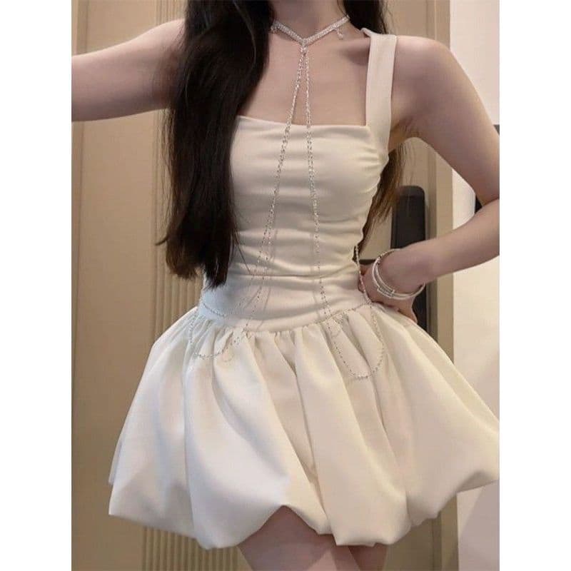 Doce picante estilo balé cintura estreita inchado estilingue vestido feminino verão francês Bud saia aniversário pequeno