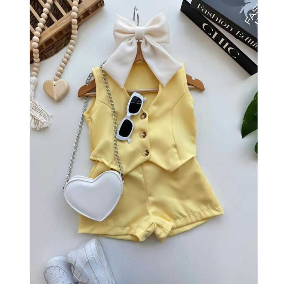 Conjunto Infantil Menina Alfaiataria Blusa Colete e Short Elástico com Bolso Moda Confortável
