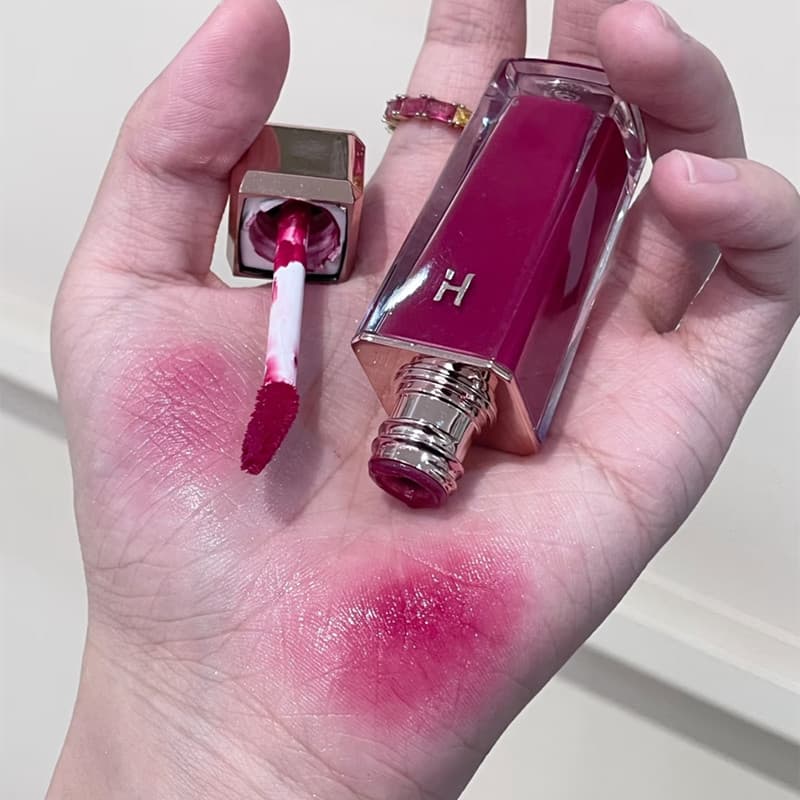 Cor de beleza fria irmã muito nobre primavera verão espelho superfície água brilhante concurso Toot lábio esmalte rosa v