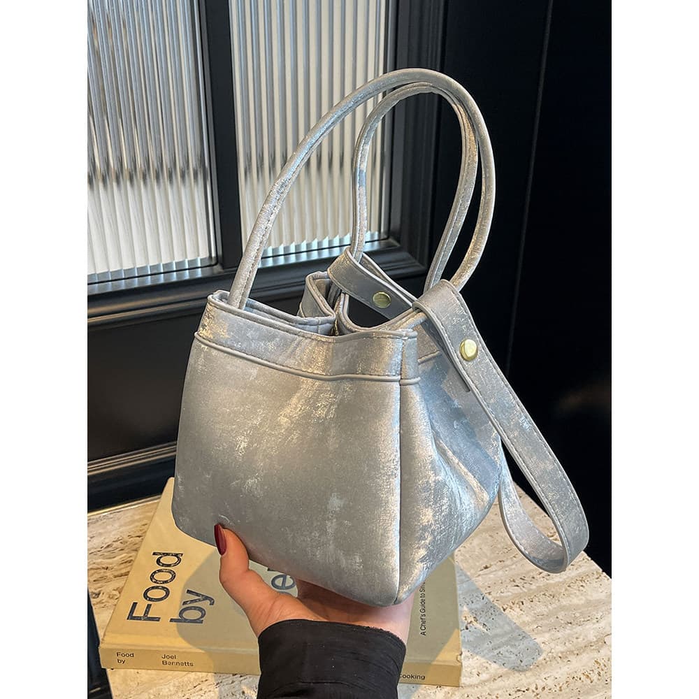 Bolsa estilo coreano High-End All-Match balde saco verão 2025 novo estilo nicho Design Cross-corpo saco senhoras bolsa