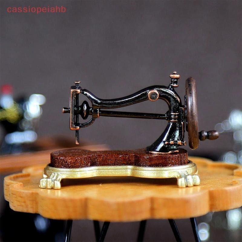 Máquina de Costura Vintage em Miniatura 1:12 para Casa de Bonecas, Modelo de Mobiliário, Brinquedo Decorativo