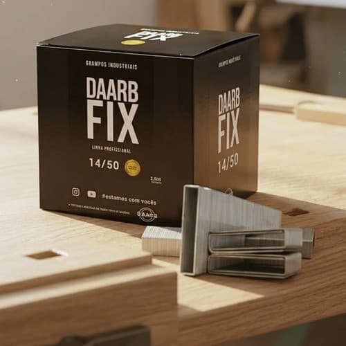 Grampo 14/50mm DAARB FIX 2500un Pneumático Aço Polido P/ Estofador Marcenaria Madeira Móveis Profissional