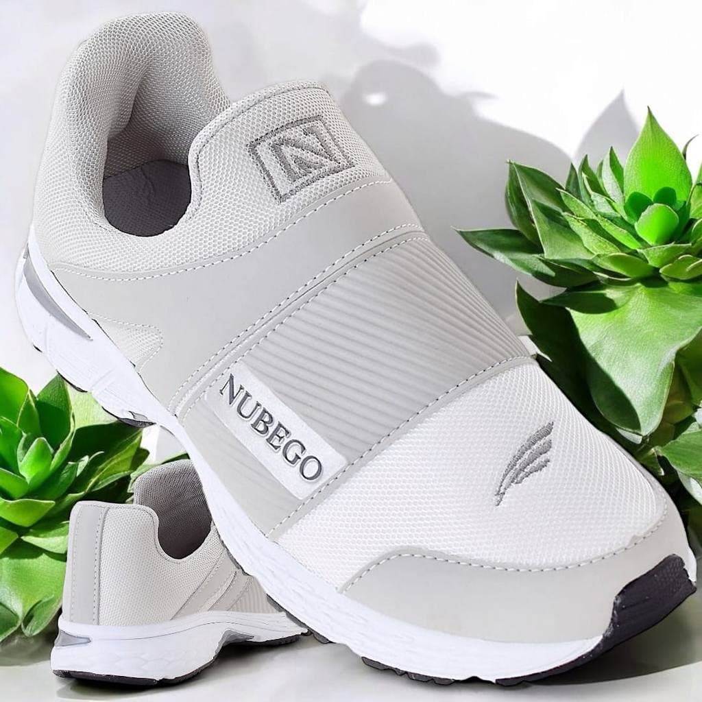 Tênis para virada de ano Feminino e Masculino Estilos e Prático