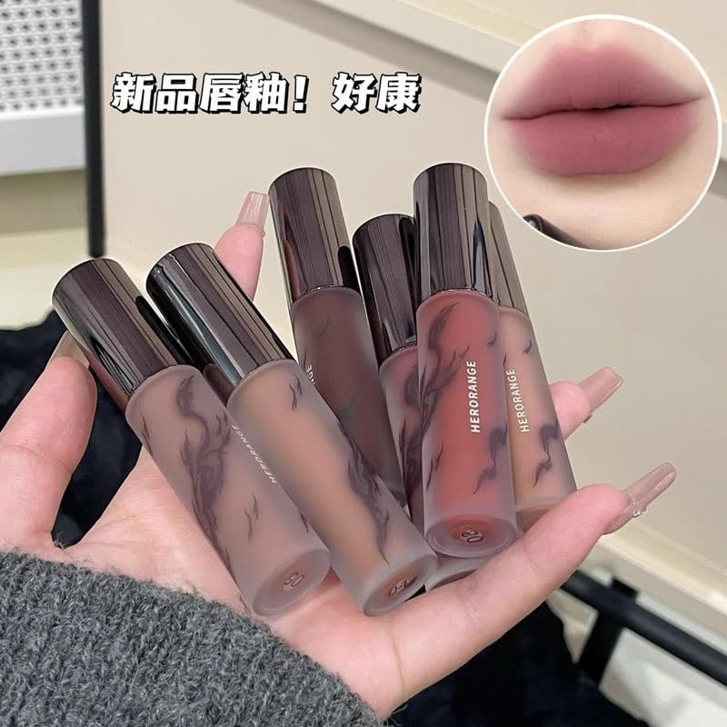 Matte Matte Lip Glaze Batom Branco Iniciante Maquiagem Natural Coloração Não Fácil de Colar Copo Sedoso Delicado Tempera