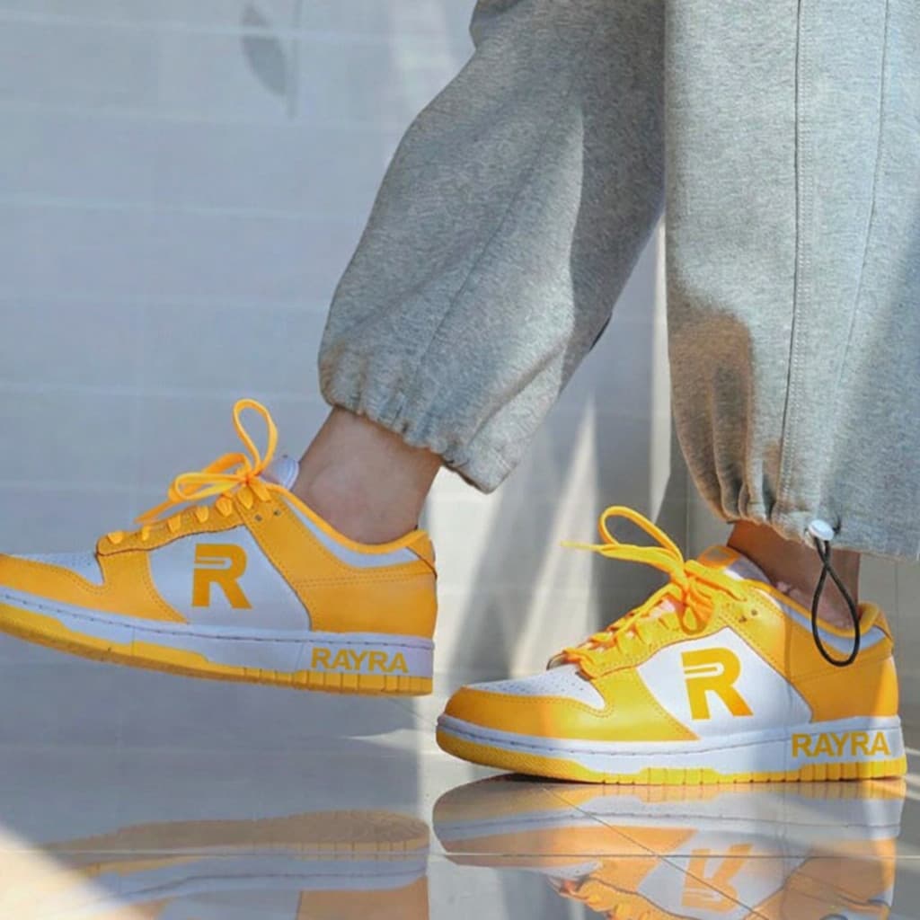 Tênis Estilo Donk Feminino e Masculino Amarelo e Branco – Look Casual Chic, Conforto e Estilo