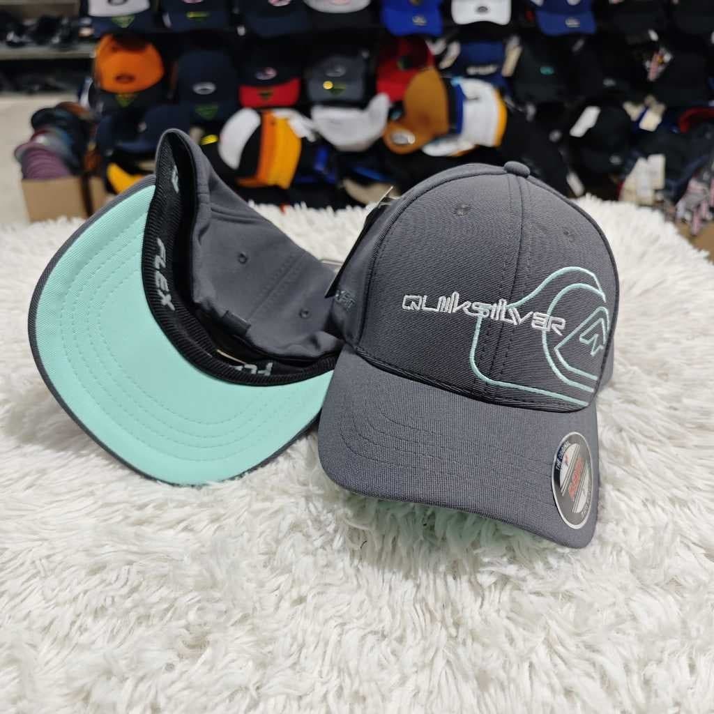 Boné Quiksilver Aba Curva Fechado Flex Fit Juvenil Tamnho P - Chapéu