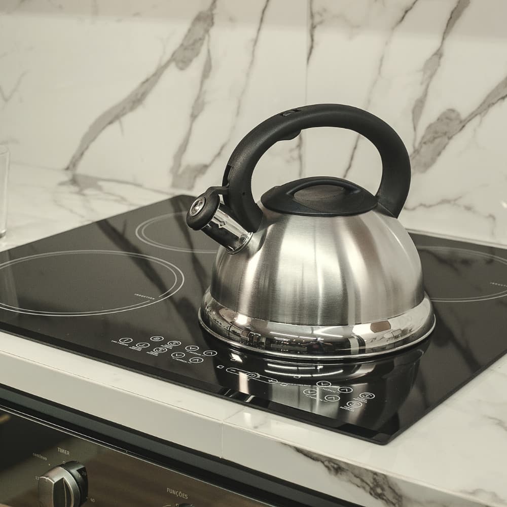 Chaleira Inox 3L com Apito e Fundo Duplo – Indução, Elétrico e Gás