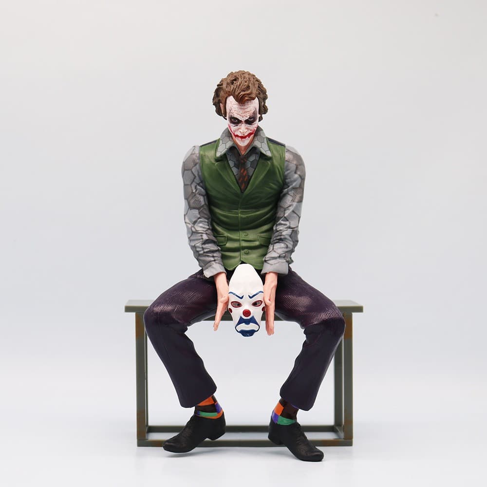24.5 cm DC Comics Anime Batman Cavaleiro das Trevas Figura Heath Lyge Joker Máscara Mr. J Pudim Assento PVC Figura Móvel