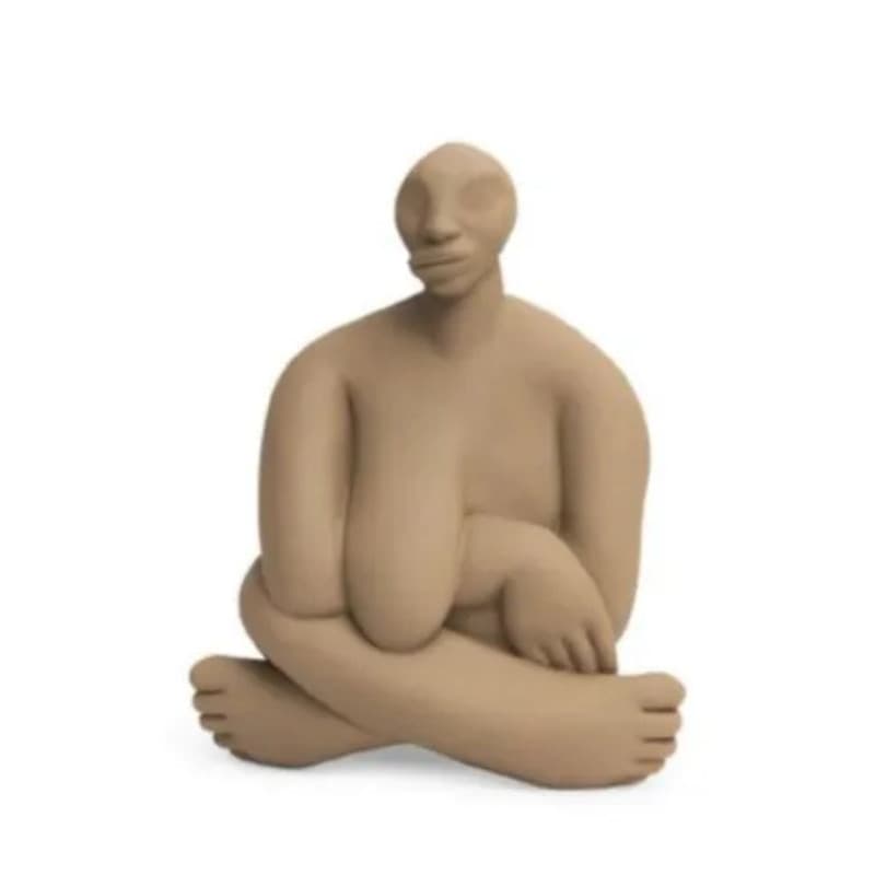 Escultura Baseada na Obra A Negra de Tarsila do Amaral Bege