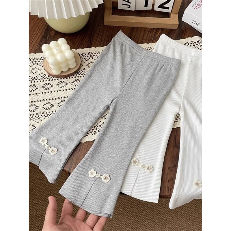 Calças infantis femininas roupas de verão 2025 novo estilo bebê Casual Leggings calças largas verão calças cortadas fina