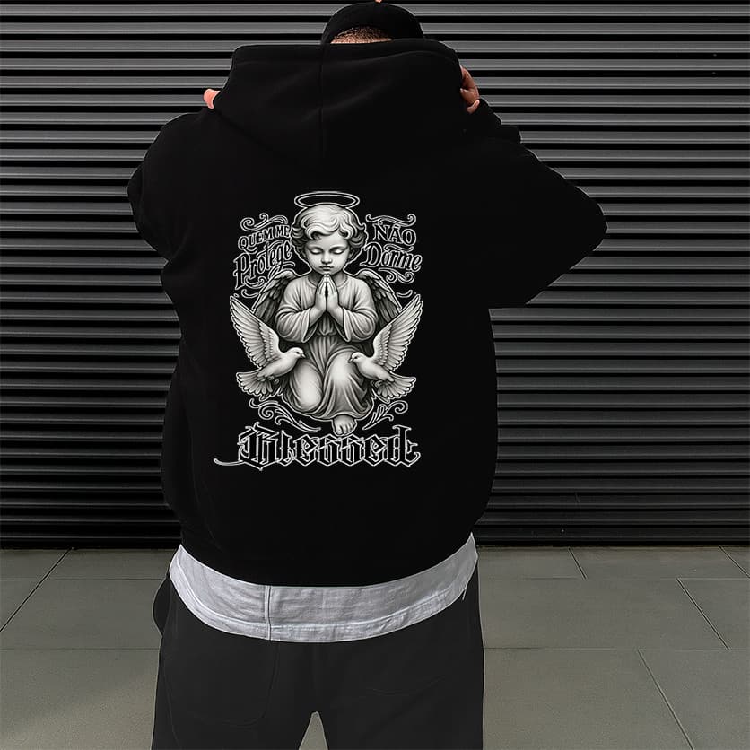 Moletom Canguru Streetwear Urbans Anjo 07 BLESSED Unissex Masculino e Feminino Flanelado Blusa de Frio Estampado