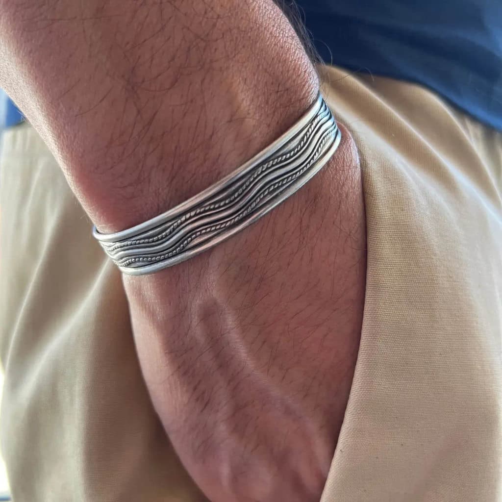 Bracelete Masculino Flow em Níquel Ajustável