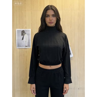 Blusa de Gola Alta com Tramas Delicadas
