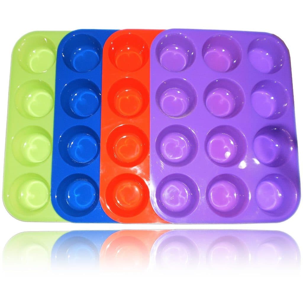 FORMA DE SILICONE CUPCAKE COM 12 CAVIDADES CONFEITUDO