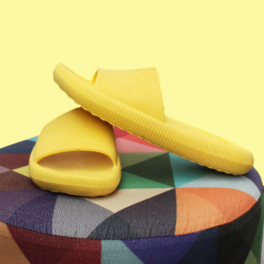Chinelo Ortopédico Unissex Super Macio e Antiderrapante Amarelo – Conforto e Estabilidade