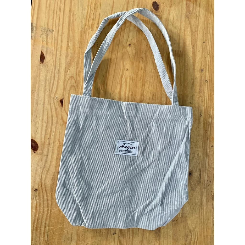 Bolsa de Ombro Leve e Sofisticada - Perfeita para Todas as Ocasiões