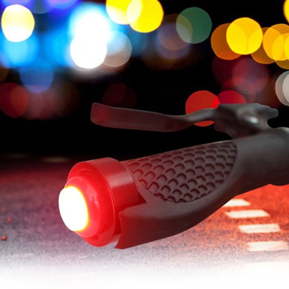 Sinalizador de Alto Brilho PLUG para Bicicleta: Visibilidade em Passeios Noturnos