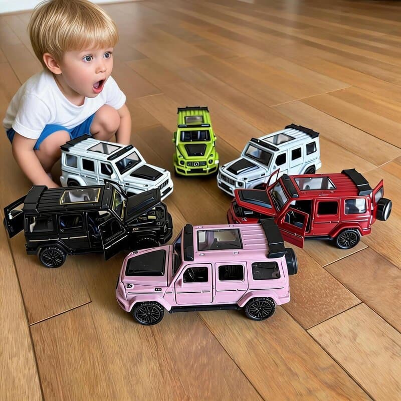 Carrinho Miniatura Mercedes Benz G800 1:36 com Fricção - Cores Variadas