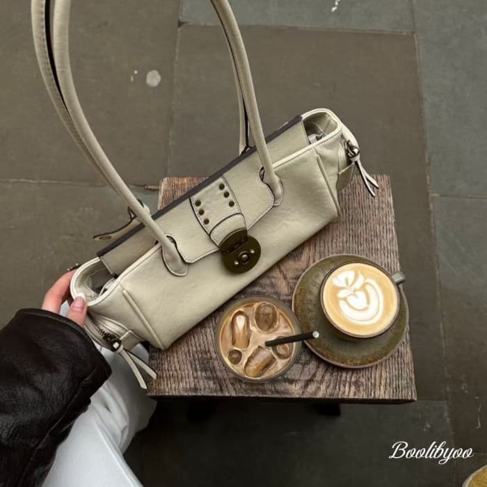 Boolibyoo Retro Baguette Bolsa Rebite Lock Underarm Bolsa Commuter Bolsa de Ombro