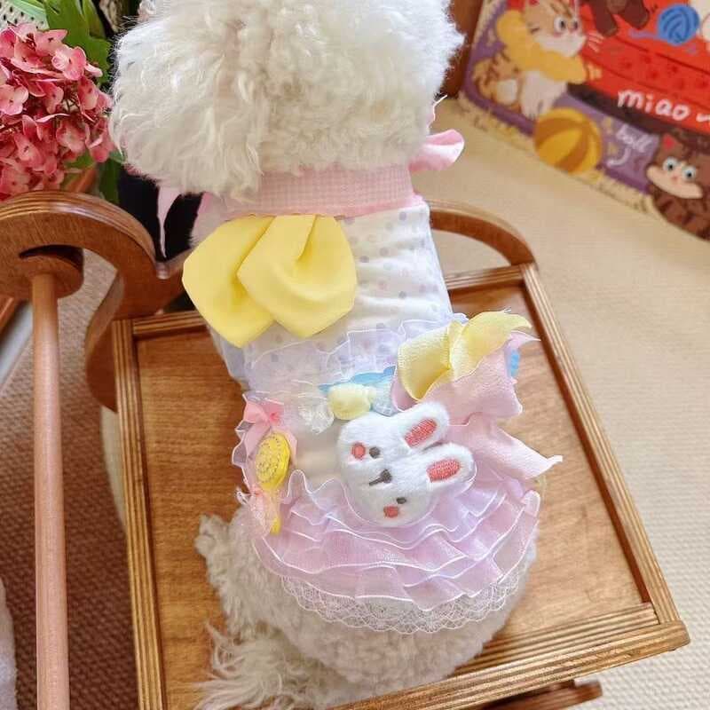 Vestido jardineira decorado com coelhinho roupa confortavel sem fechos para animais de estimacao de pequeno porte