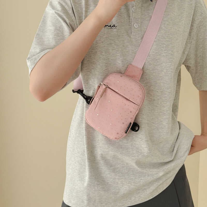 Simples versátil saco do telefone móvel novo estilo estrela moda mensageiro saco Outing leve saco de peito Commuter Casu
