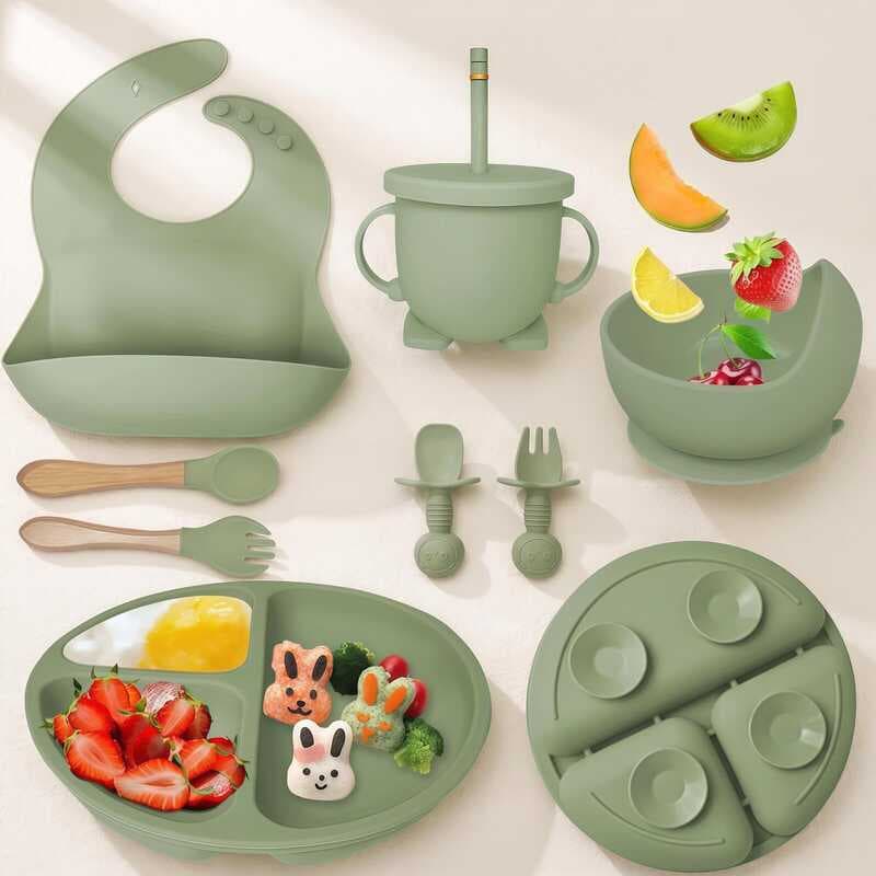 Kit 8pçs Talheres de Silicone p/ Bebê c/ Ventosa, Colher, Garfo, Canudo e Babador Infantil