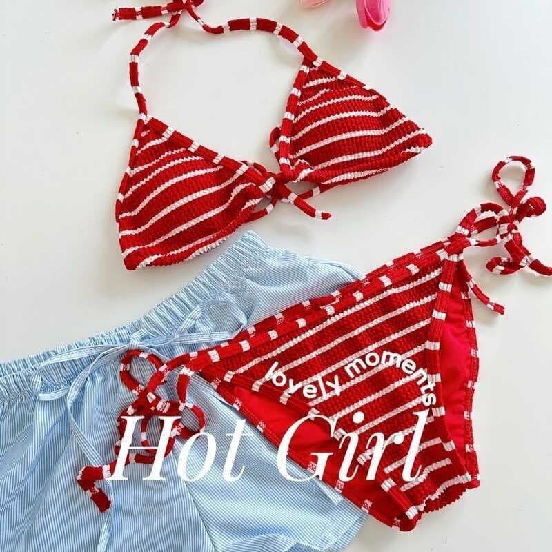 [Férias grátis] Hot Girl Pure Desire Estilo Listras Brancas Vermelhas Branqueadoras Férias à beira-mar Praia Biquíni Div